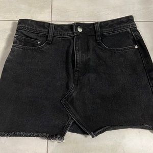 Zara lightly worn skirt